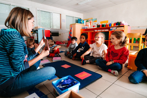 Ecole Notre-Dame des Anges - apprentissage de la lecture et des lettres dans la classe de maternelle de Floriane Tarquini 