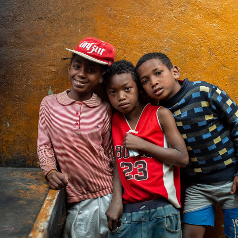 Enfants en situation de rues à Madagascar accueillis par le Centre NRJ