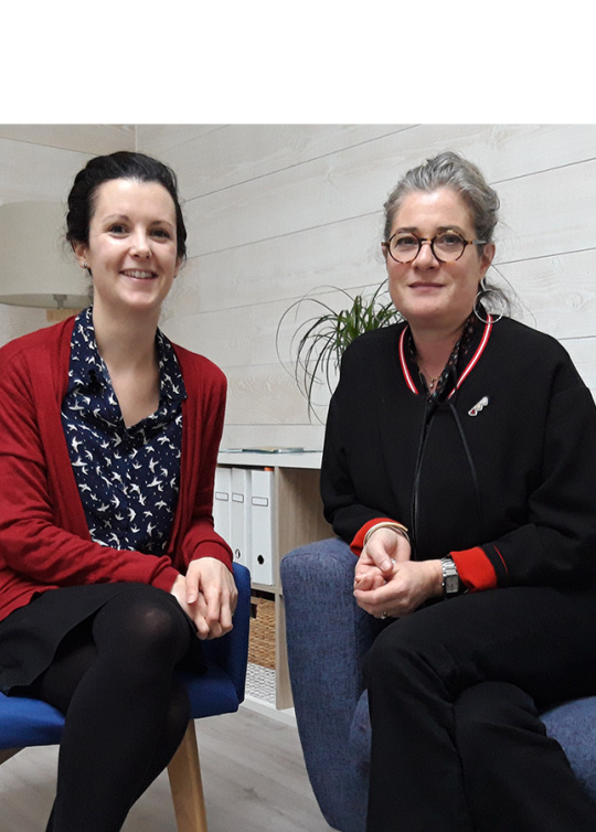 À la Maison d’enfants Jean-Bosco du Havre, Elodie Dupont, psychologue clinicienne (à g.) et Isabelle Delarue, animatrice pastorale (à dte.) (c) Apprentis d'Auteuil  