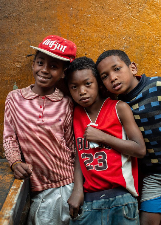 Enfants en situation de rues à Madagascar accueillis par le Centre NRJ