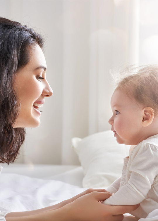 Une maman et son bébé
