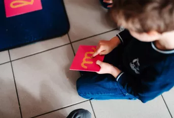 Ecole Notre-Dame des Anges - apprentissage de la lecture et des lettres - classe de maternelle