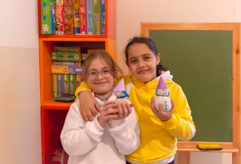 Angelina (à gauche) et Paulita (à droite) à l'accueil d'urgence Mont-Liban