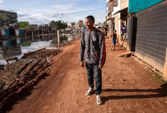 Association Graines de Bitume à Madagascar - Nirina 