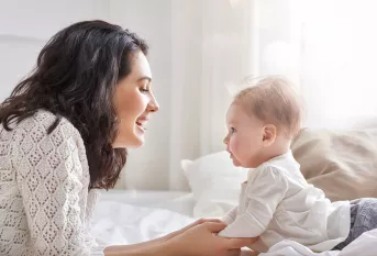 Une maman et son bébé