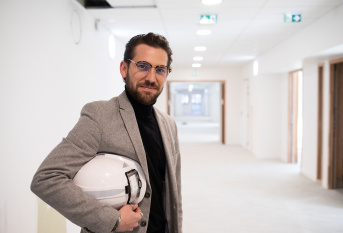 Portrait de face de Dimitri Delporte