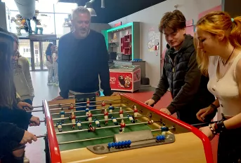 Franck Audouy, à la MECS avec des jeunes 