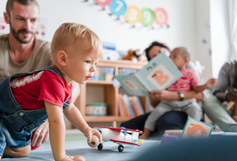 Petits enfants en crèche