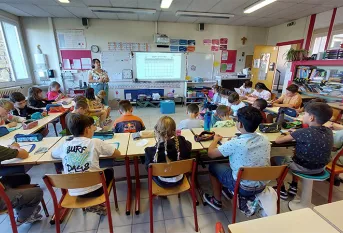 une classe flexible à l'école Notre-Dame de Lourdes