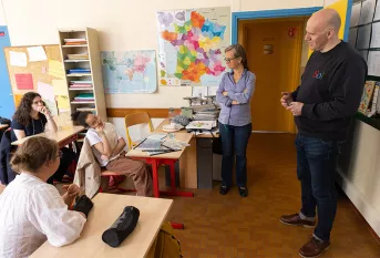 Lycée Sainte-Thérèse - Le journal des classes ULIS "ULIS rencontre & raconte" - Vincent Della-Puppa et Anne Foignier, coordonnateurs des 2 classes ULIS
