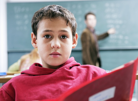 Don ponctuel : un jeune en difficulté bénéficiant d'un soutien scolaire