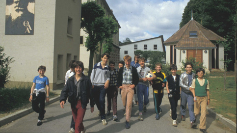 Jeunes d'Apprentis d'Auteuil accueillis dans les années 70