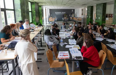 MECS de Sannois - réunion de rentrée des éducateurs avec leur directrice