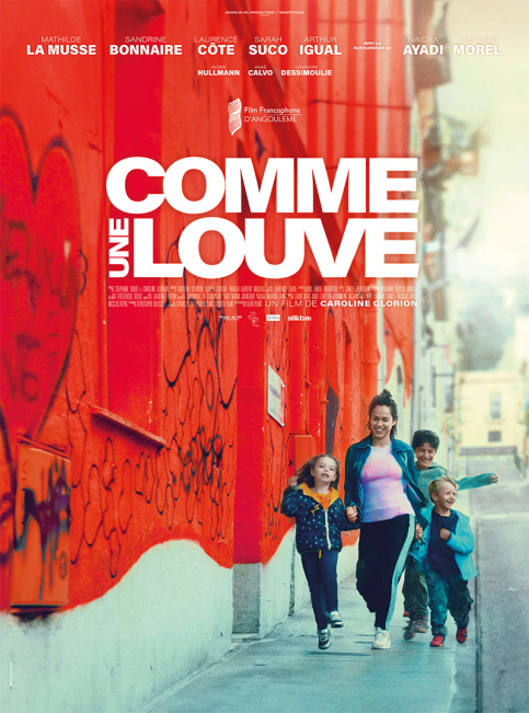 Affiche du film "Comme une louve" de Caroline Glorion