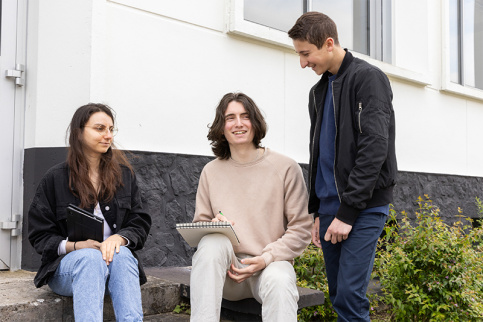 Dispositif Boost insertion Vernon - Clarisse, Arthur et Théo