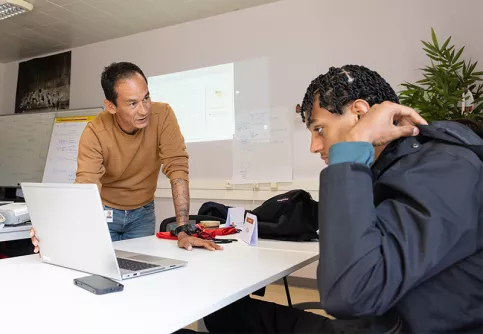 Dispositif Boost insertion Vernon - Pascal, formateur avec Koua