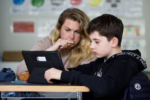 Collège Saint-Louis - classe de 6ème en cours de SVT avec Aude Le Gall, enseignante