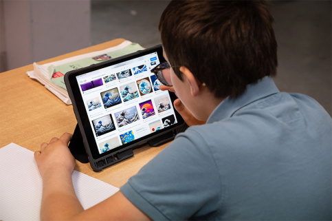 Cours d'art plastique sur les pixels au collège ressources Saint-Jacques - travail sur la vague d'Hokusai