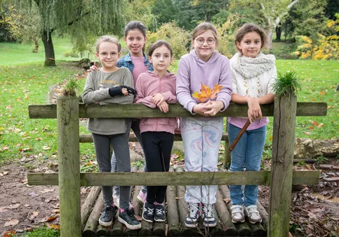 Groupe scolaire Notre-Dame-de-Lourdes - Temps de récréation avec Lou, Charlotte, Gabrielle, Nina, Valentina, en classe de CM1 