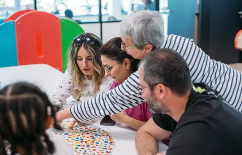 Maison des familles de Dijon - moment de jeux 