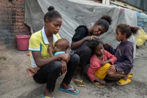Enfants des rues à Tatanarive (Madagascar)