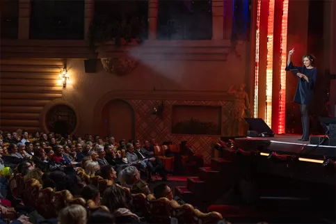 Stand up 2025 - Carole Tolila