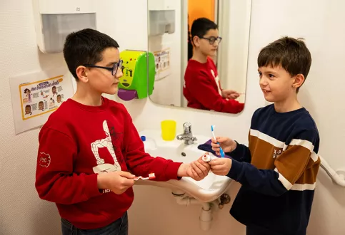 Services éducatifs Louis et Zélie Martin à Colmar - dispositif AEMO - Lavage de dents
