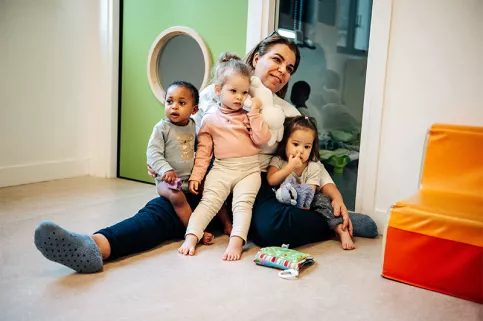 Multi-Accueil La Colombe - Meylline, Ela, Mitchika avec Souad, CAP Petite Enfance 