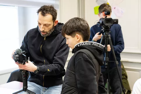 Collège Saint-Louis  La Hublais. Atelier "Journalise" avec Maël Le Galloudec  éducateur.