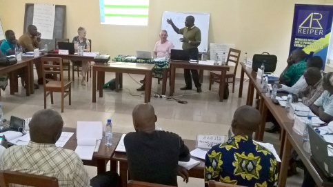 enfants des rues, la formation des éducateurs du REIPER par Apprentis d'Auteuil au Congo (c) DR 