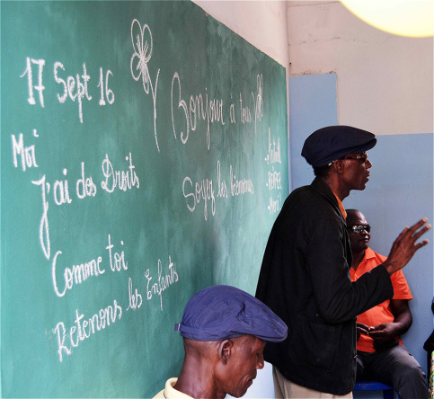 Une action de sensibilisation du Repeir à l'école (c) DR