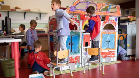 ANIMATION - ENFANCE ET PERSONNES AGEES (BAC PRO)