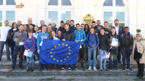 Rassemblement à Notre-Dame pour les 30 ans d'Erasmus