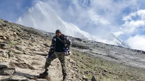 Martial Avignon dans l'ascension du Kalapathar (5 550 m)