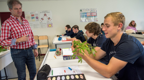 "Je suis dyslexique et dysorthographique. Ici, nous sommes seulement entre 10 et 15 élèves par classe."