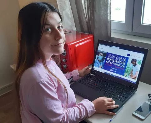 Ludivine, jeune sortante de la Maison d'enfants Saint-Joseph de Blanquefort, accompagnée par La Touline Bordeaux (c) DR