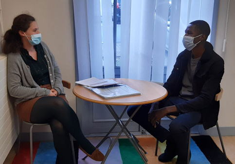 Mamadou Sissoko passe régulièrement donner des nouvelles à La Touline Paris, qui l'a aidé à s'insérer (c) (c) Agnès Thai / Apprentis d'Auteuil Mamadou Sissoko passe régulièrement donner des nouvelles à La Touline Paris, qui l'a aidé à s'insérer (c) (c) Agnès Thai / Apprentis d'Auteuil