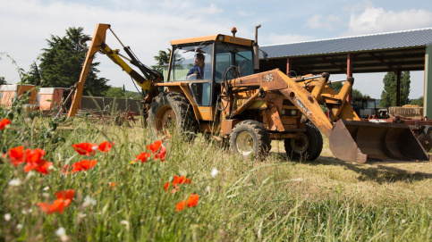 Une formation à la maintenance des matériels agricoles. (c) Besnard/Apprentis d'Auteuil Une formation à la maintenance des matériels agricoles. (c) Besnard/Apprentis d'Auteuil