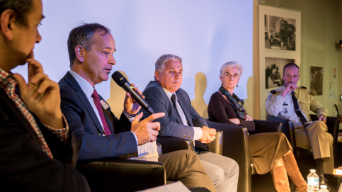 Les représentants des quatre associations organisatrices lors de la table ronde.