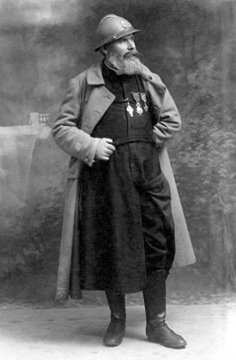 le père Daniel Brottier, médaillé en 1917 le père Daniel Brottier, médaillé en 1917