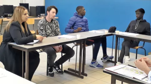 Deuxième promotion des "Plombiers du numérique" à Bordeaux Photo : Apprentis d'Auteuil