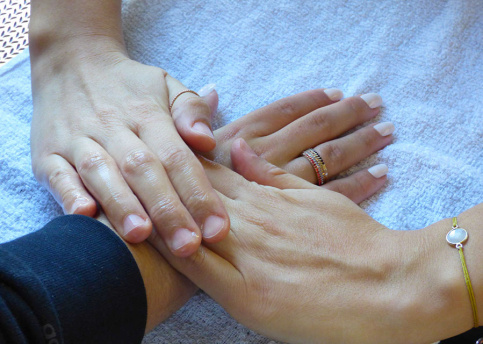 Les soins participent à la prise de conscience de son corps et de ses besoins (c) Mohamed Ahami-Forrière/Apprentis d'Auteuil