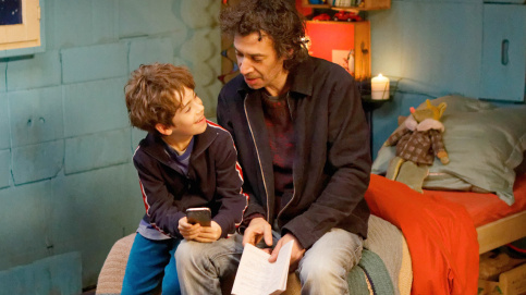 Eric Elmosino et Marius Blivet, le père et son enfant, héros de Box 27 Eric Elmosino et Marius Blivet, le père et son enfant, héros de Box 27
