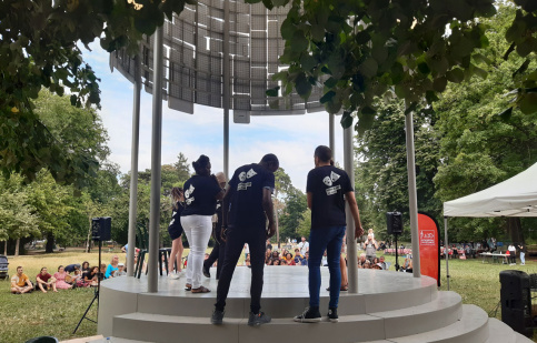Villeurbanne, samedi 27 juin, 17h, place au spectacle !