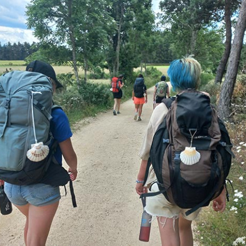 Jeunes et collaborateurs de la MECS Saint-Jacques sur les chemins de Compostelle (c) Apprentis d'Auteuil