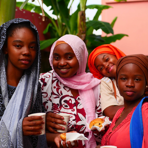 Jeunes filles du LEA à Mayotte