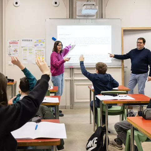 Collège Saint-Louis  La Hublais. Cours en classe de 5e Français avec Maria Maillé  et  Xavier Le Naour.